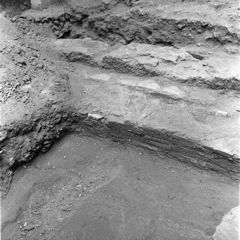 film_00106-013.tif