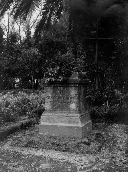 005976 - monumento - Palatino, Horti Farnesiani: la tomba di Giacomo Boni