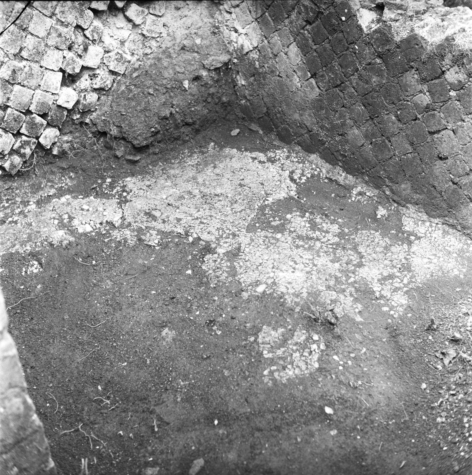 film_00108-015.tif