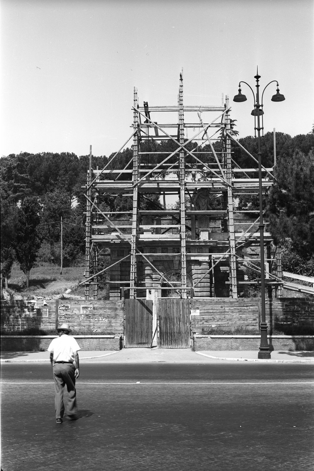 film_00114-001.tif