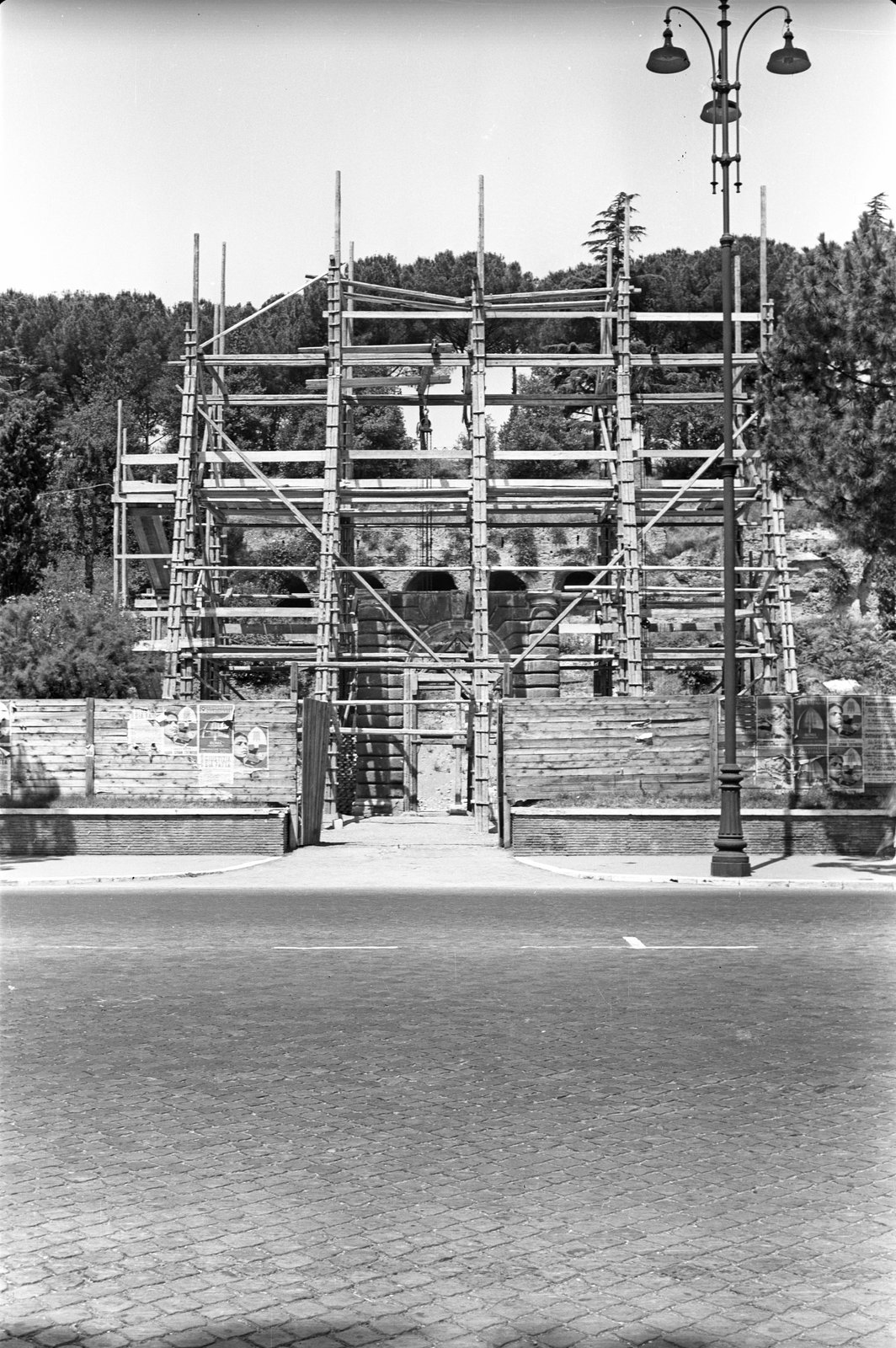 film_00114-401.tif