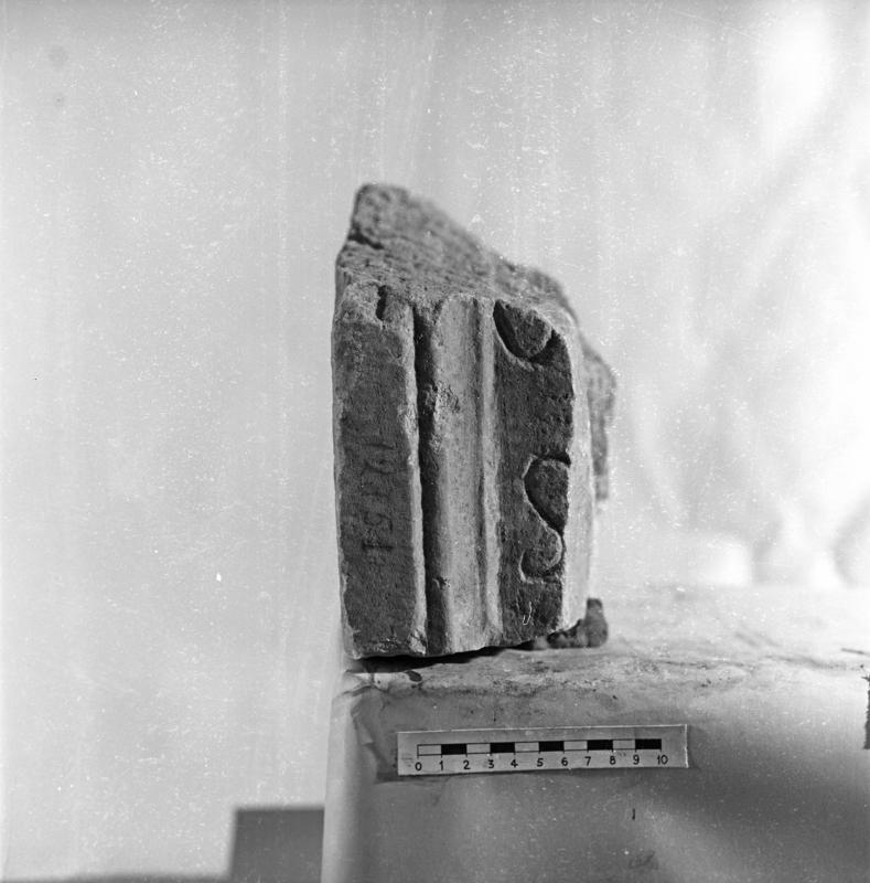 film_00123-014.tif