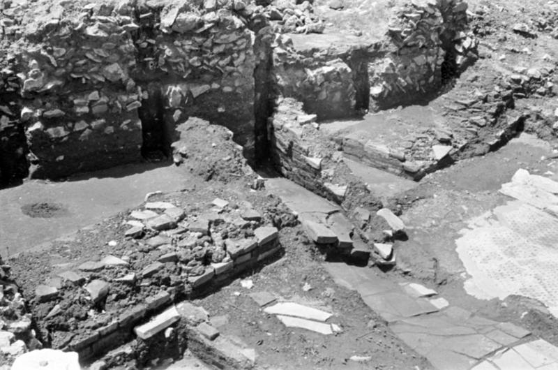 1-00007/ 07549/ 16777 - Roma - Foro Romano - Aula Regia