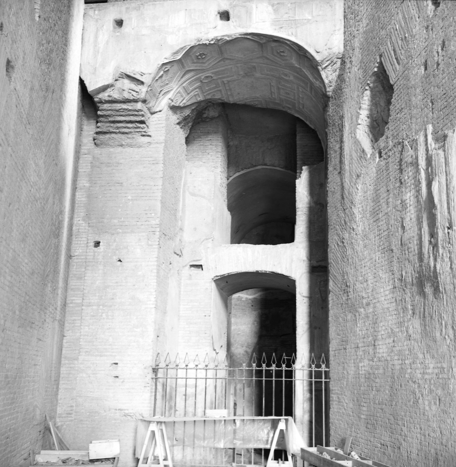 film_00191-010.tif