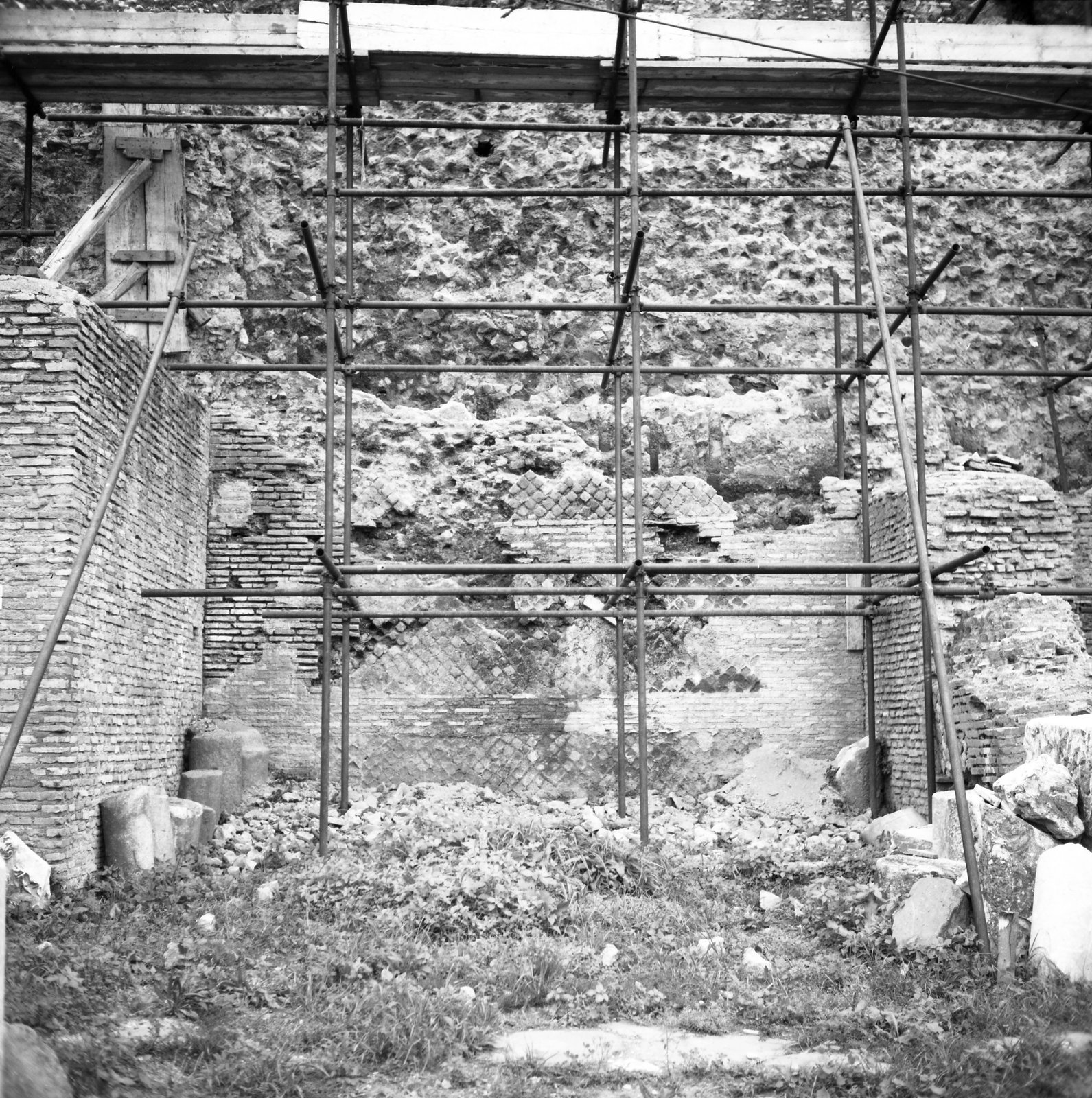 film_00192-005.tif