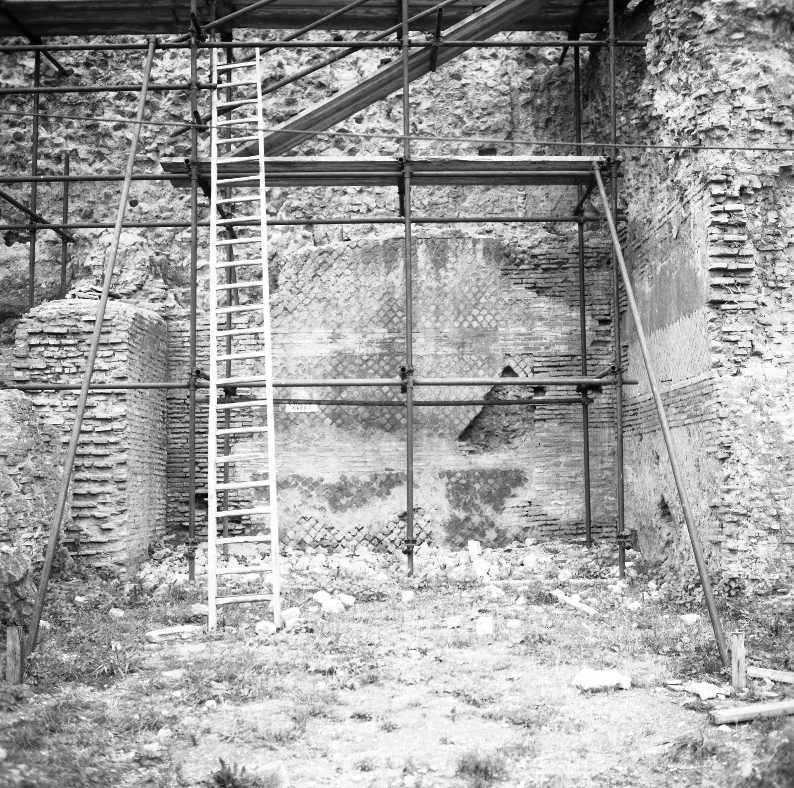 film_00192-006.tif