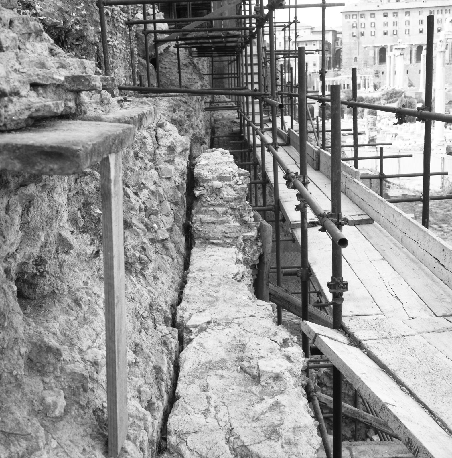film_00193-001.tif
