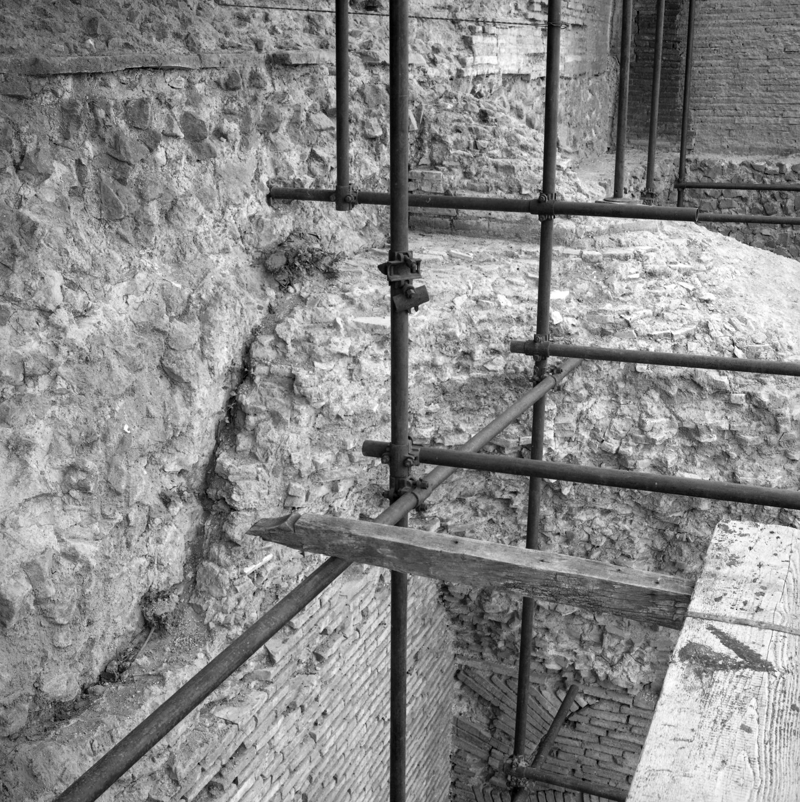 film_00196-001.tif