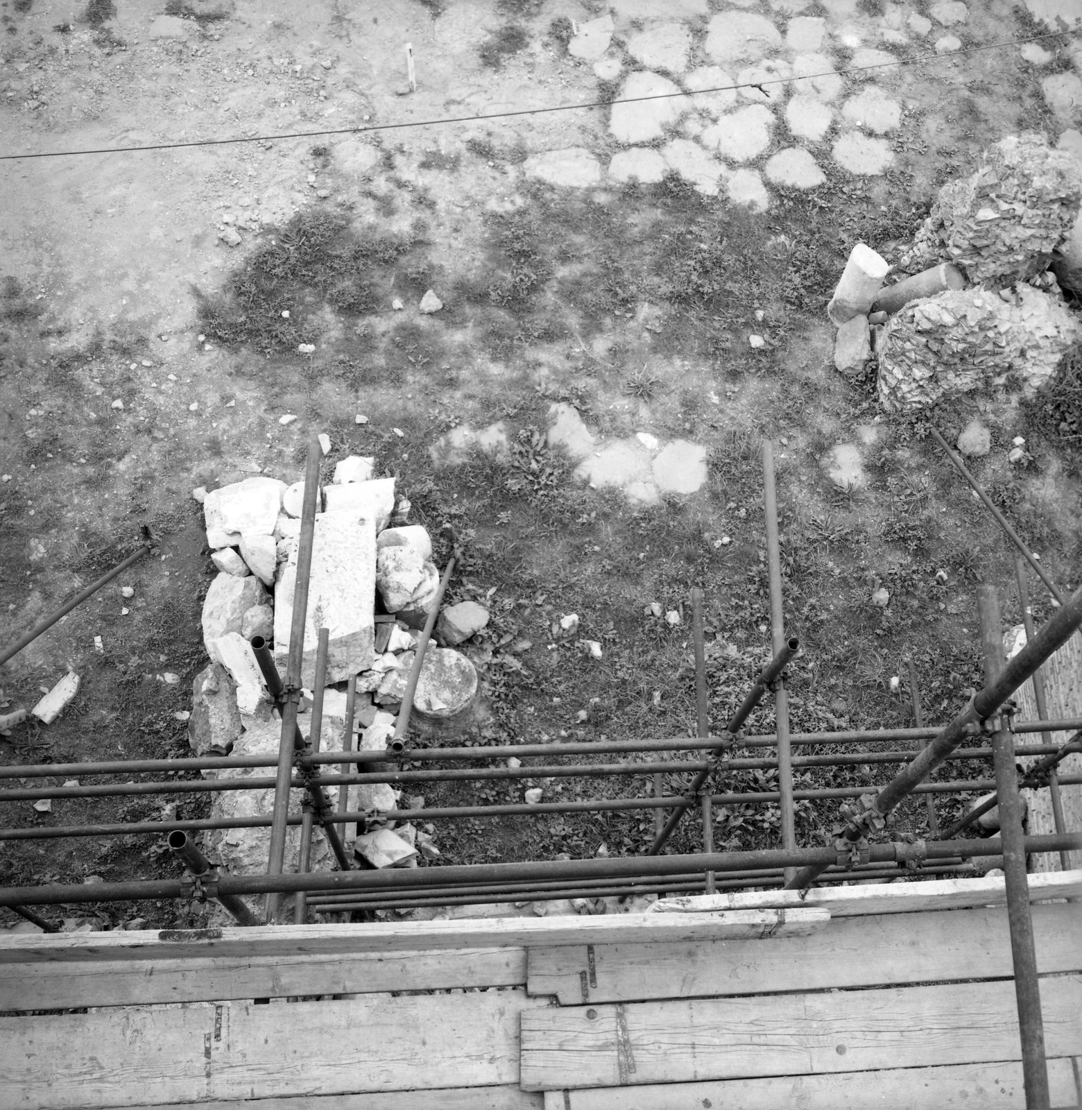 film_00200-06.tif