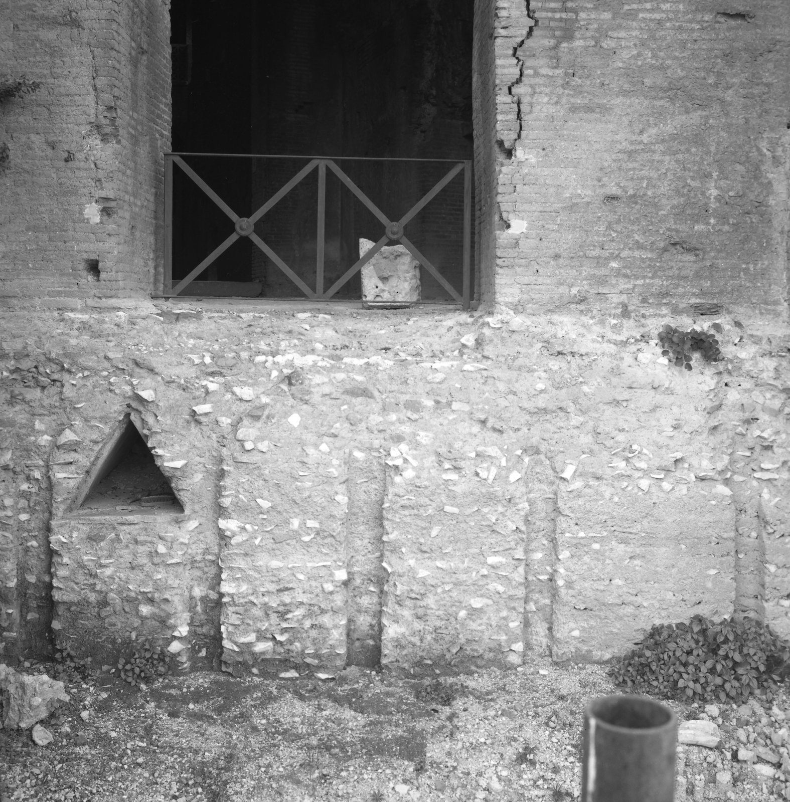 film_00200-11.tif