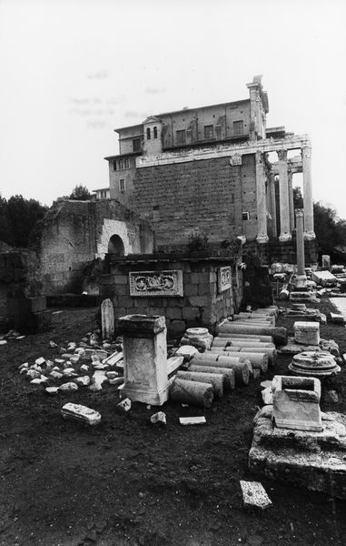 016157 - reperto - Ricognizione dei materiali archeologici nell'area (1991); Neg. Serie Film, Nr. 2543