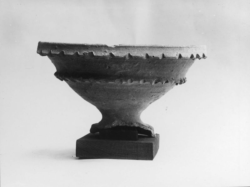 016971 - reperto - Coppetta grezza dalla Via Sacra; neg. serie F, n. 699