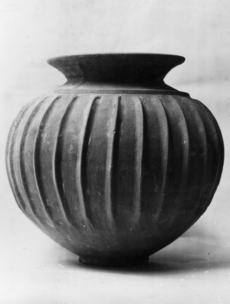 010299 - reperto - Vasellame arcaico (impasto, buccheri), vaso arcaico dal ripostiglio dell'Equus Domitiani; Neg. Serie F, Nr. 980