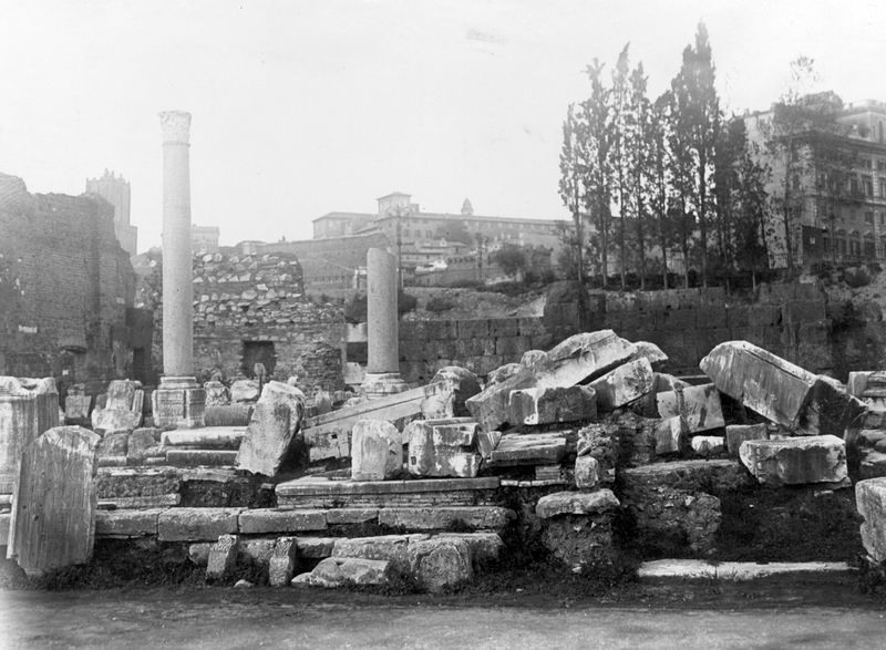 012250 - monumento - Basilica Emilia, veduta generale da sud-ovest. Neg. serie 9x12 nÂ° 96