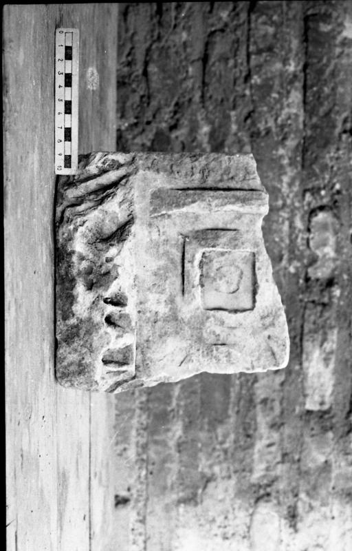 DT024.jpg