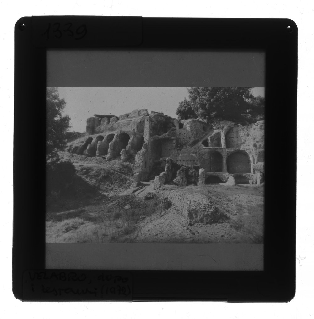 Diapositiva 6X6 1339 Velabro dopo i restauri del 1972.JPG