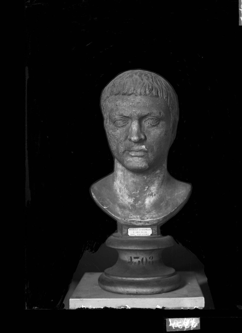 AP1433-asf011530.jpg