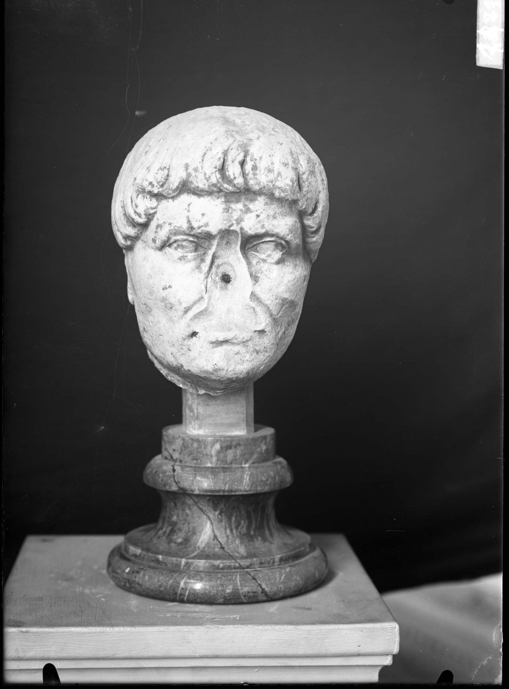 AP1421-asf011518.jpg