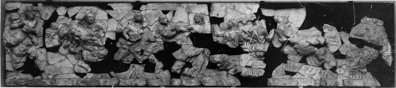 017587 - reperto - Ratto delle Sabine, (Riv. Ist. Arch. St. Arte, ns. (1961), p.21 ss.); Neg. Serie F, n. 2004