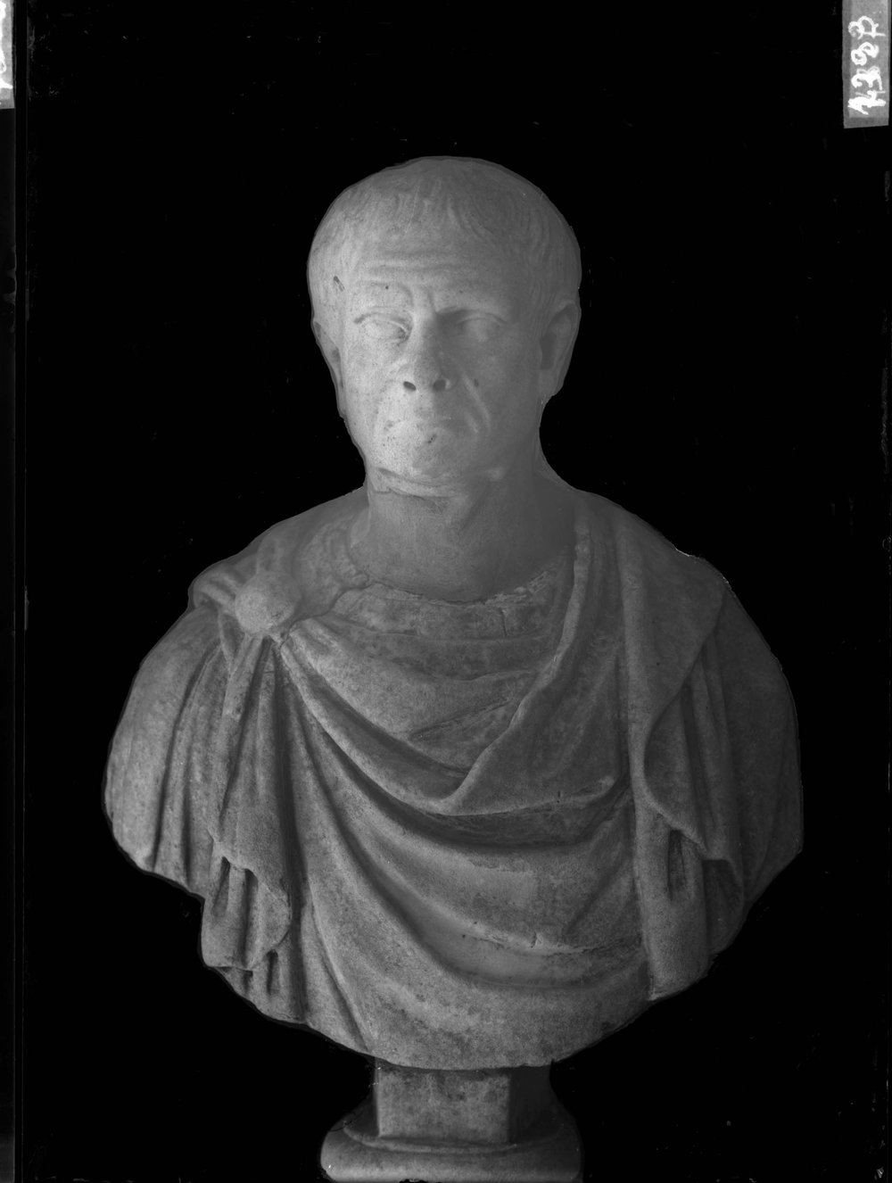 AP1393-asf011490.jpg