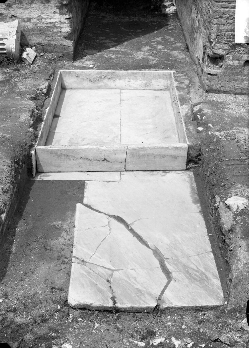 DA1628-asf011799.jpg