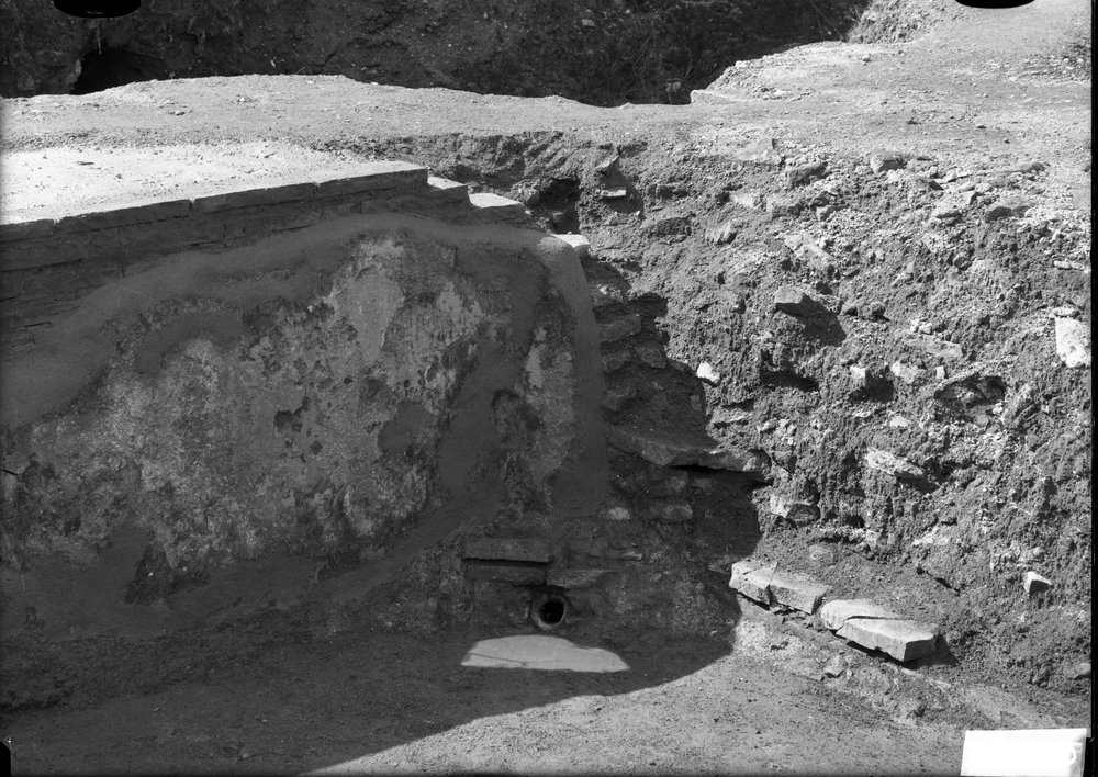 DA1629-asf011800.jpg