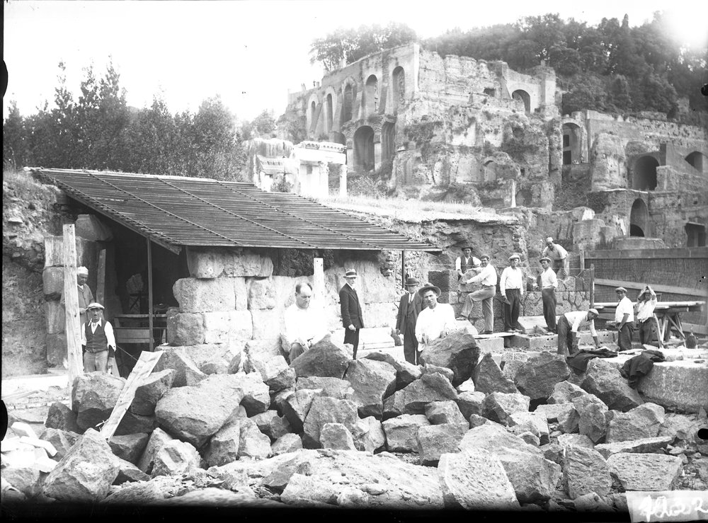 Tempio del Divo Giulio - 1232.tif
