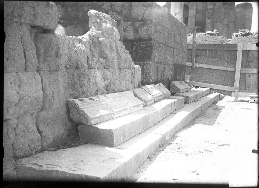 Tempio del Divo Giulio - 1238.tif