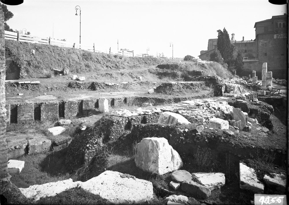Terrapieno verso Via dell'Impero 1265.tif