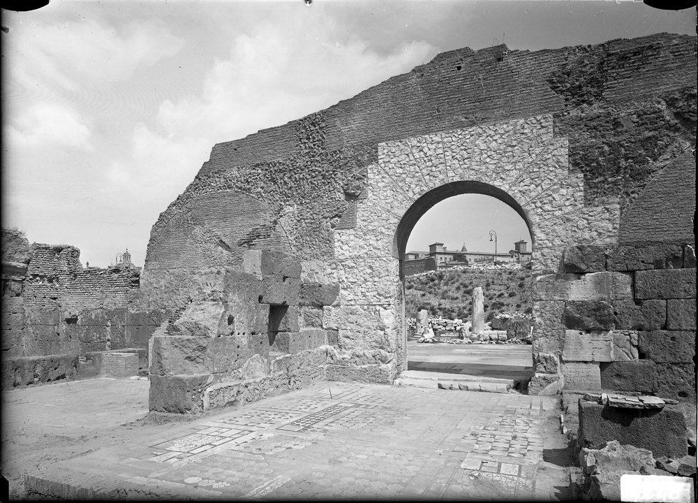 Terrapieno verso Via dell'Impero 1277.tif
