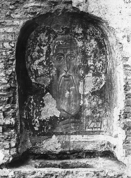 019700 - monumento - S. Maria Antiqua, pitture nell'Atrio, nicchia con S. Abbaciro nella parete di sinistra presso l'ingresso alla rampa Palatino; neg. serie E, n. 240