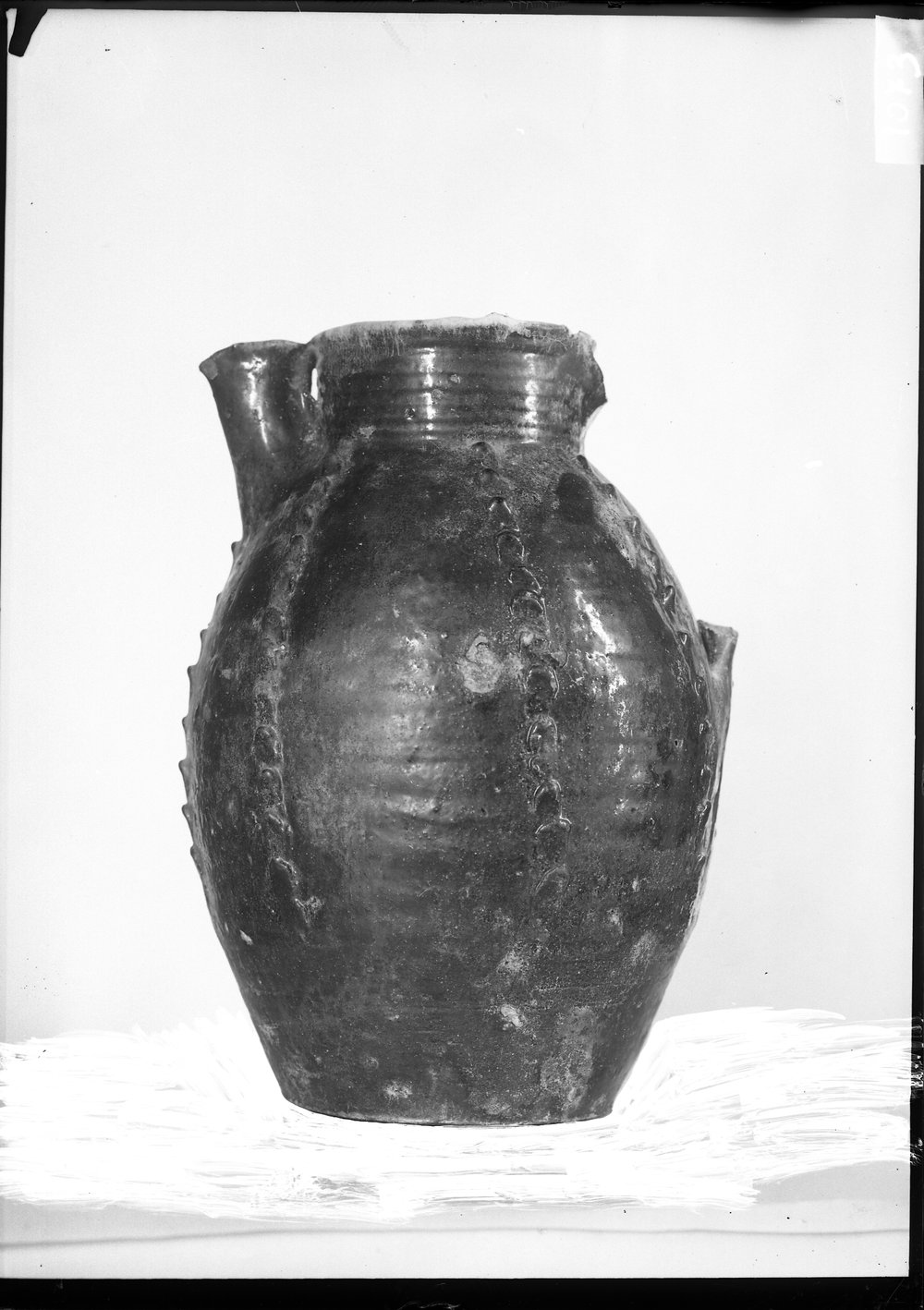 Vasi medievali dalla fonte di Giuturna 1073.tif