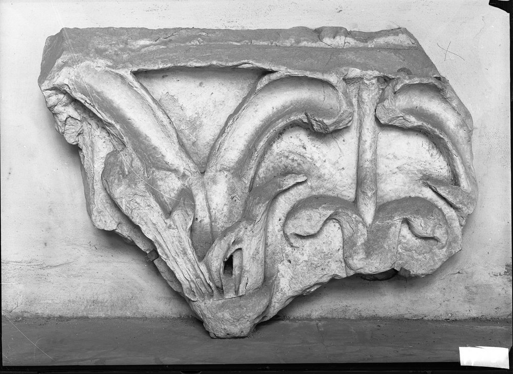 Frammenti architettonici 1175.tif