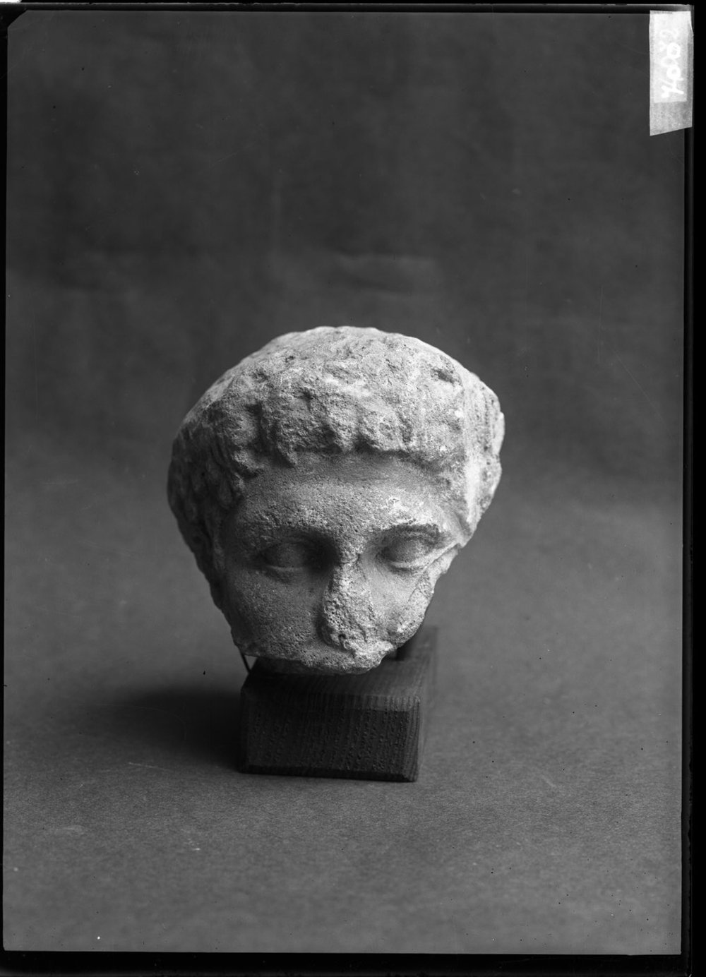 Materiale dalla Via Sacra 700.jpg