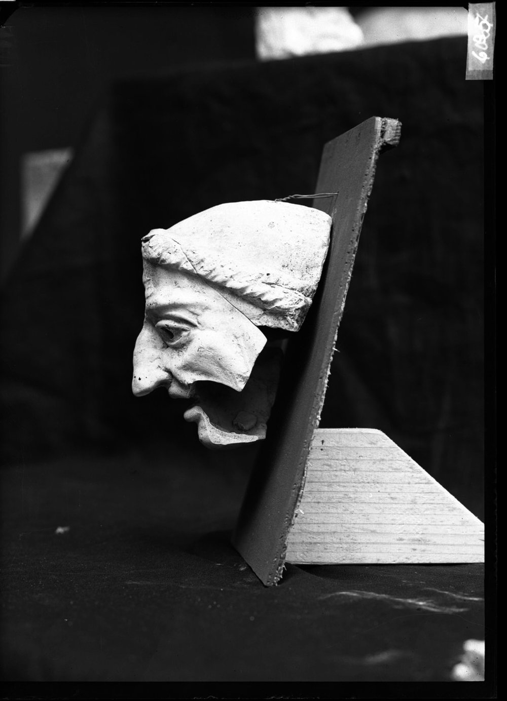 Materiale dalla Via Sacra 695.jpg