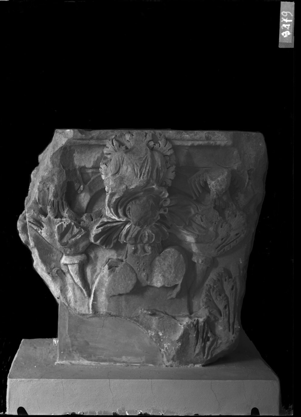 Capitello di Elagabalo 911.jpg