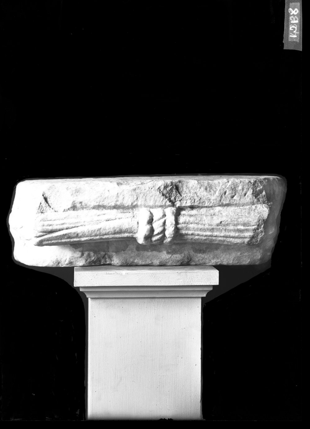 Capitelli 1018.tif