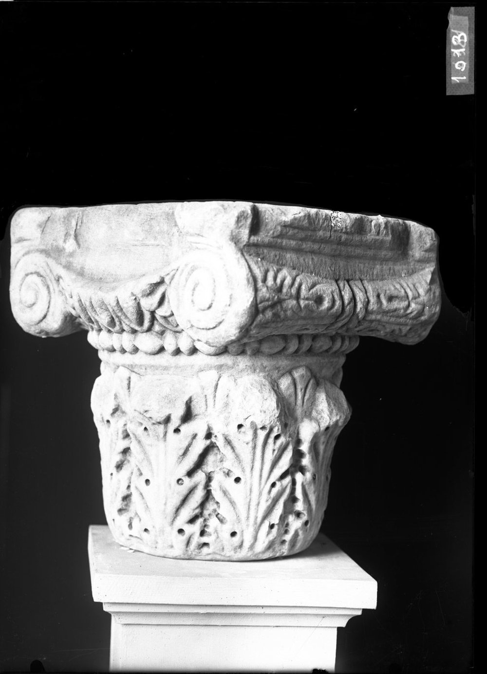 Capitelli 1013.jpg