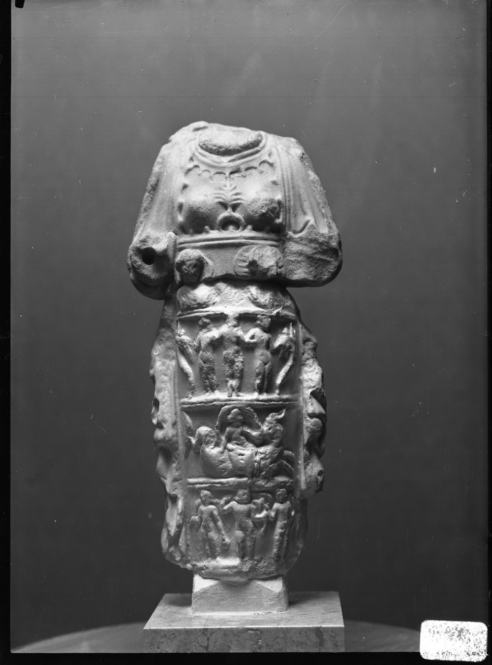 Torso dell'Afrodite di Afrodisia (visto fronte) - 2735.tif