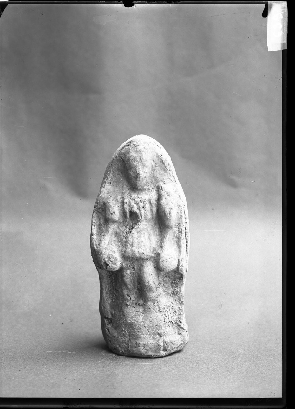 Materiale dalla sala di Vesta 639.jpg