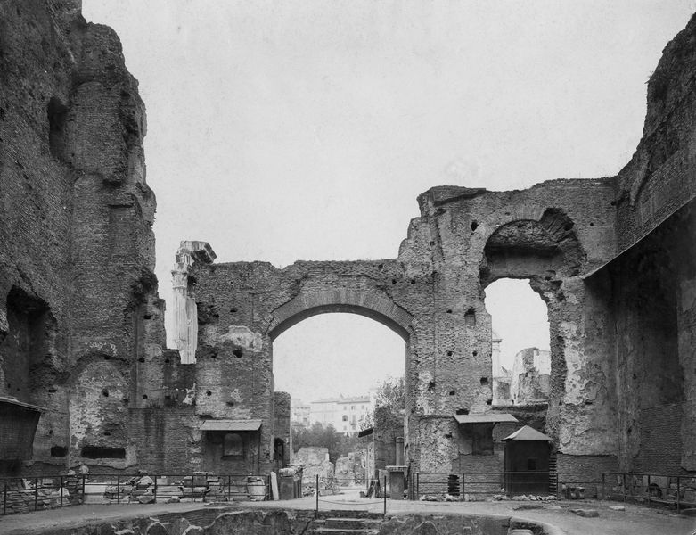 019549 - scavo archeologico - S. Maria Antiqua, atrio, parete d'ingresso vista dall'esterno
