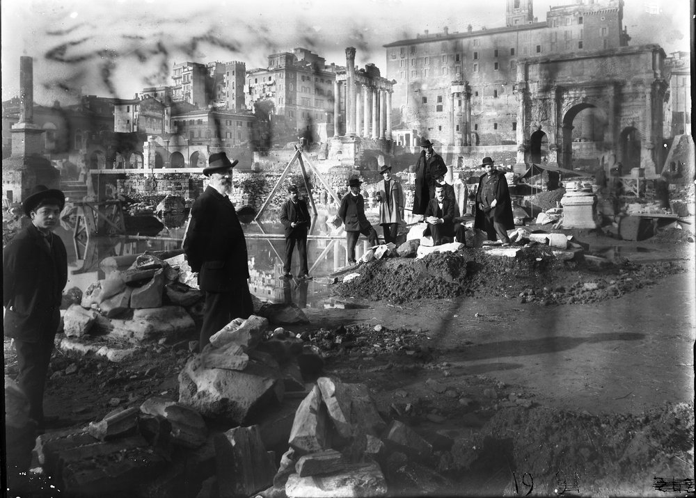 Vedute dalla Basilica Aemilia 19.tif