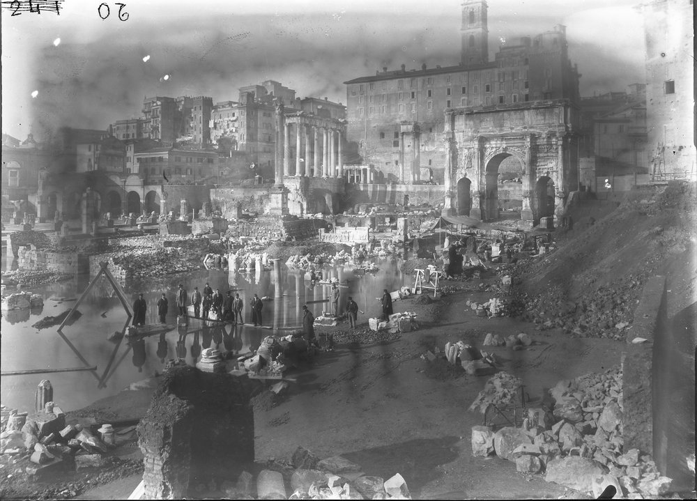 Vedute dalla Basilica Aemilia 20.tif