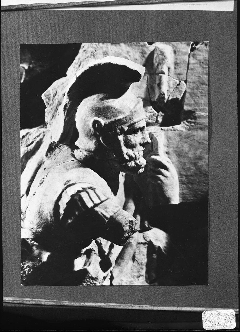 Fregio - guerriero 2777.tif