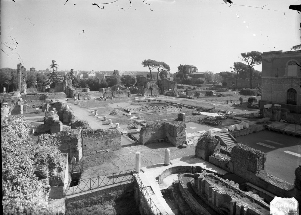 Peristilio della Casina Farnese 2699.tif