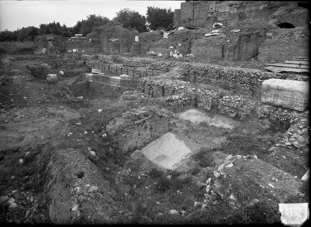 Aula regia - Scavi lato S-E (1962) - 2332.tif