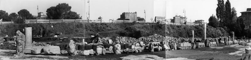 020771 - scavo archeologico - Basilica Emilia, scavi dal 1932-1936-1942, verso l'Aula, visto da ovest. Neg. serie E nÂ° 2169-2170-2171
