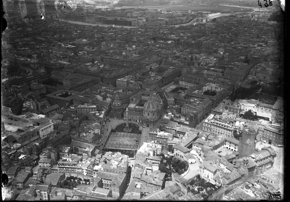 Lastra 438, Veduta dal pallone.jpg