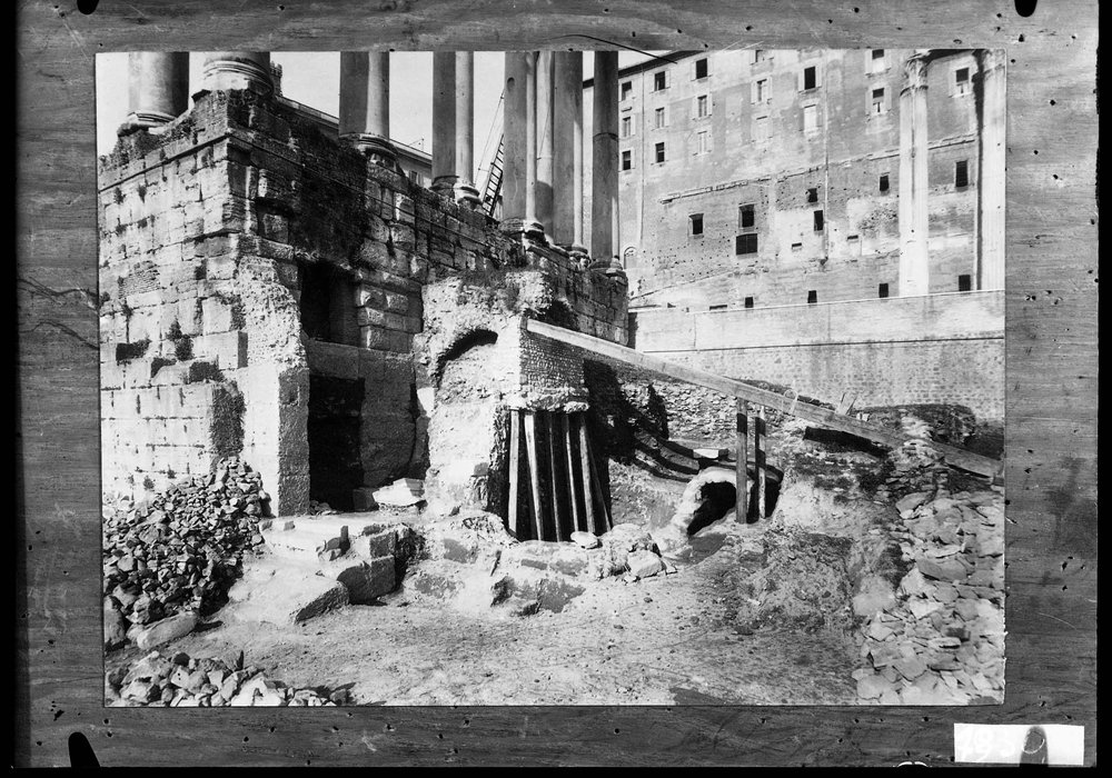 Lastra 1930, Tempio di Saturno.jpg