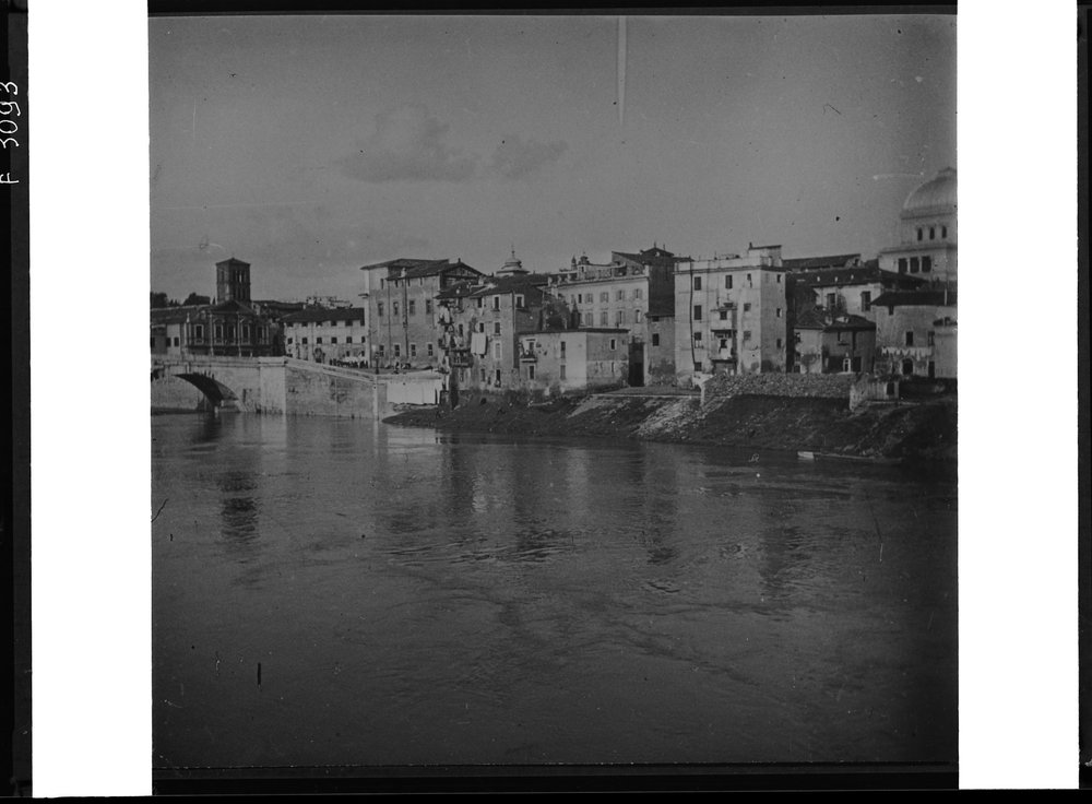 Pellicola 3093, 2C vecchie riprese sul tevere.tif